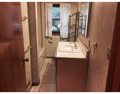 69 West St, Ludlow, MA 01056 - photo 2