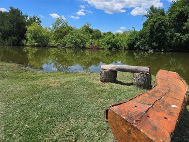 1828 Long Creek Ct, Granbury, TX 76049 - photo 2