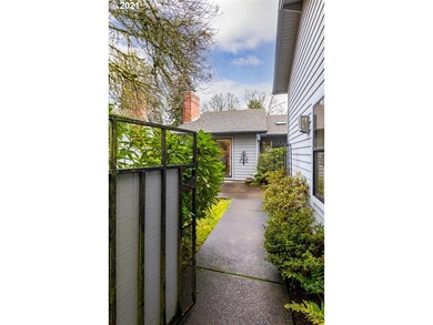 1117 Spyglass Dr, Eugene, OR 97401 - photo 2