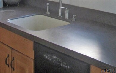 39 Edgecomb St, Albany, NY 12209 - photo 6