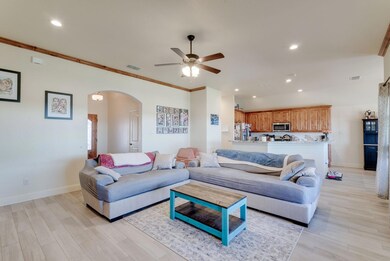 220 Timber Valley Ct, Weatherford, TX 76085 - photo 6