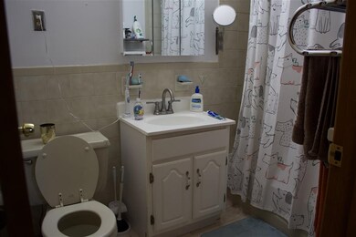 496 Pavonia Ave unit 4A, Jersey City, NJ 07306 - photo 5