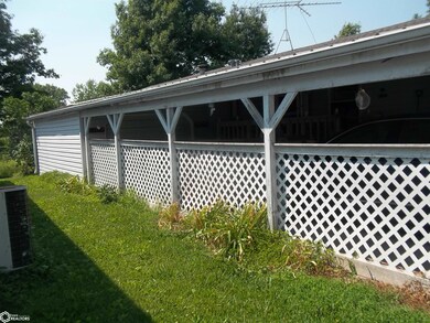 829 Quiet Harbor unit 11, Creston, IA 50801 - photo 4