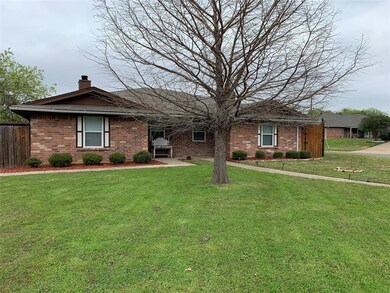 7723 Westcliff St, North Richland Hills, TX 76182 - photo 2