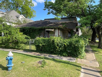 916 Oxford St, Houston, TX 77008 - photo 2