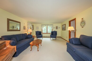 11 Park Ave, Londonderry, NH 03053 - photo 5