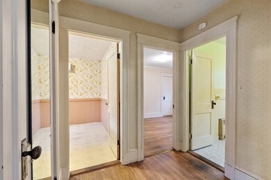 9-11 Robbins Rd, Arlington, MA 02476 - photo 7