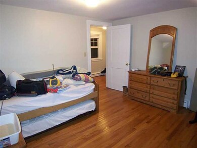 233 N Fenner Ave, Middletown, RI 02842 - photo 3