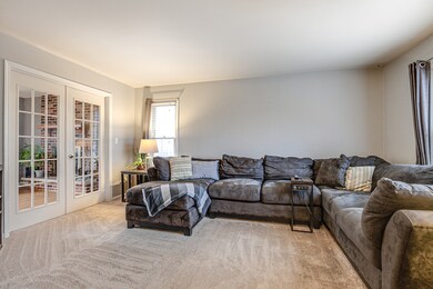 104 Michael Ave, Mundelein, IL 60060 - photo 5