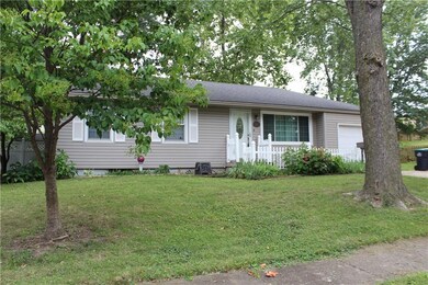 810 S South Summit Cir, Blue Springs, MO 64015 - photo 4