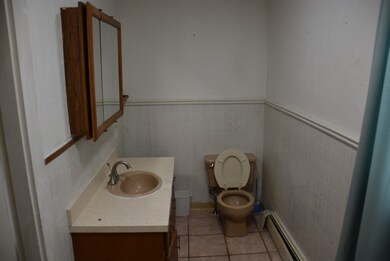 180 Lowell St unit 1, Waltham, MA 02453 - photo 4