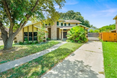 5301 Pheasant Cir unit 1, Corpus Christi, TX 78413 - photo 2