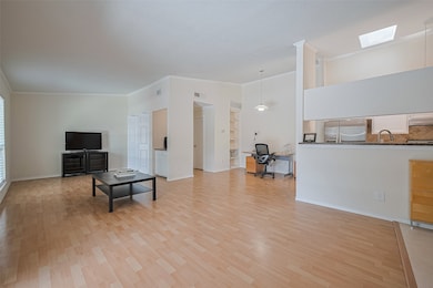 2425 Augusta Dr unit 16, Houston, TX 77057 - photo 3