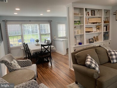 740 Willow St, Southampton, PA 18966 - photo 4