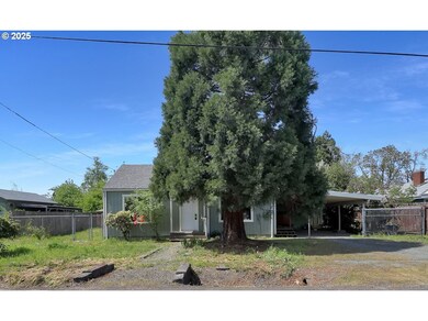 260 Chapman Ln, Springfield, OR 97478 - photo 2