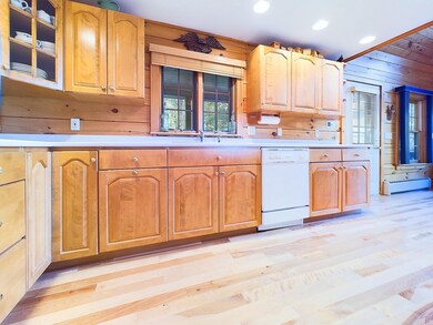 12 Mackinnon Rd, Colebrook, NH 03576 - photo 7