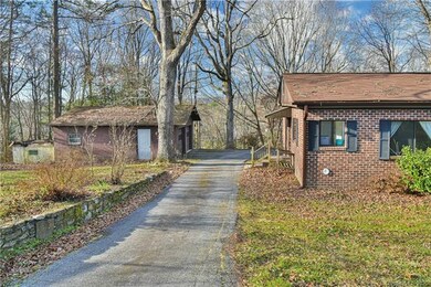 200 Azalea Woods Dr unit 5, 6, & 7, Hendersonville, NC 28792 - photo 4