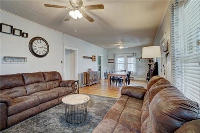 15 E Severn St, Shawnee, OK 74801 - photo 5