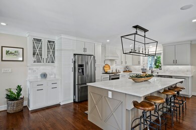 9' Kitchen Island