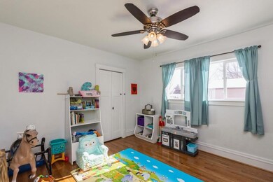 617 Metcalf St, Maxwell, IA 50161 - photo 4