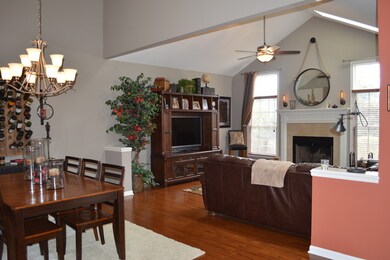 1175 Kingsmill Dr unit 1175, Algonquin, IL 60102 - photo 6