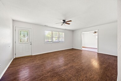 1008 S Janelle Ave, Fayetteville, AR 72701 - photo 4