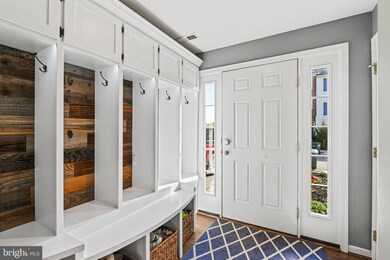 25427 Elm Terrace, Aldie, VA 20105 - photo 2