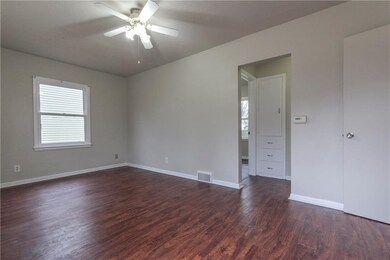 3407 57th St, Des Moines, IA 50310 - photo 3