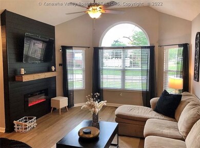 215 Frazier Way, Scott Depot, WV 25560 - photo 2