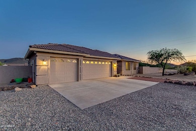05-Desert Hills