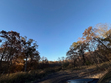 9 Vona Way, Newtown, CT 06470 - photo 2