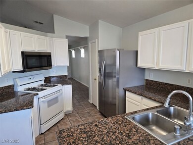 3253 Fossil Springs St, Las Vegas, NV 89135 - photo 6