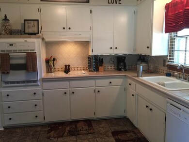 Open kitchen with lots of room.