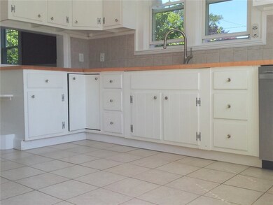 1100 Bullocks Point Ave, Riverside, RI 02915 - photo 5