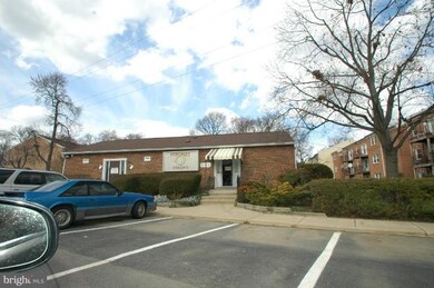 9449 Fairfax Blvd unit 302, Fairfax, VA 22031 - photo 7