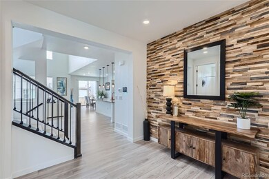 1010 S de Gaulle Ct, Aurora, CO 80018 - photo 4