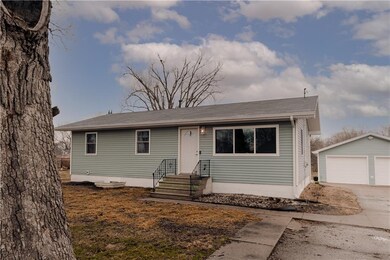 630 S Goodrich St, Colfax, IA 50054 - photo 4