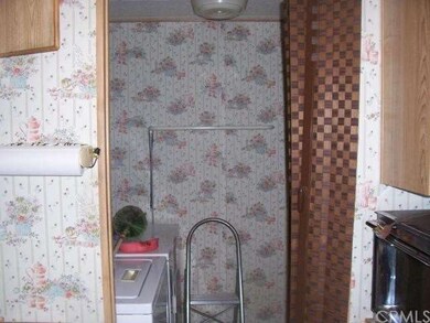 pantry laundry room 