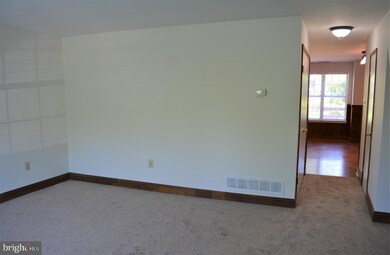 361 Kent Ln, Perkasie, PA 18944 - photo 3