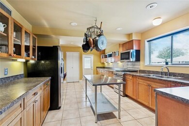 2017 Charles Dr, Chalmette, LA 70043 - photo 4