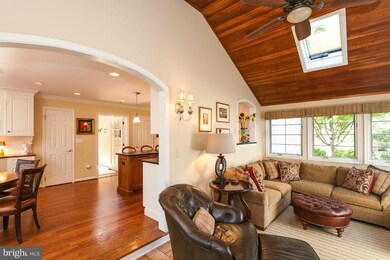 8516 Hill Spring Dr, Lutherville Timonium, MD 21093 - photo 5