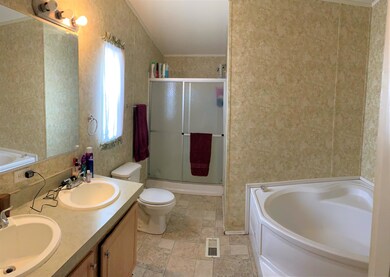 46827 N Eighth St, Ash Fork, AZ 86320 - photo 6