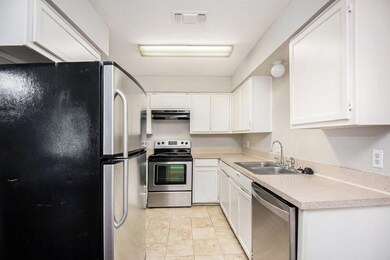 7717 Westcliff St, North Richland Hills, TX 76182 - photo 2