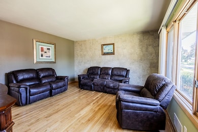 6716 S 19th St, Milwaukee, WI 53221 - photo 4