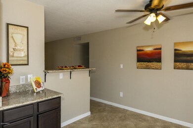 Kitchen with Breakfast Bar
