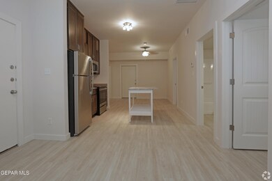 1061 Ranger St unit 7, El Paso, TX 79907 - photo 2