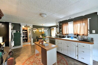 28-30 Shawmut St, Concord, NH 03301 - photo 5