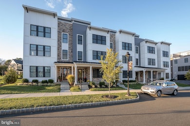 303 Squire Dr, Newtown Square, PA 19073 - photo 2