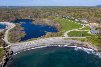7 Phillips Cove Rd, Cape Neddick, ME 03902 - photo 2