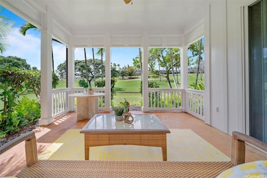 A covered patio as you watch the golfers.